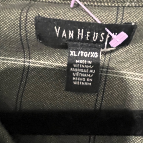 Van Heusen men’s short sleeve gray polo. size XL - Picture 3 of 4